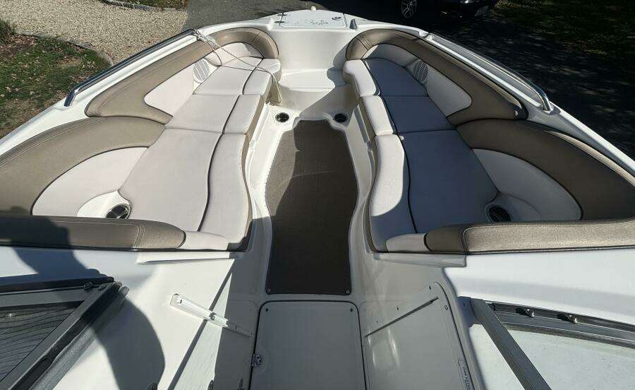2012 Yamaha Boats AR240 HO