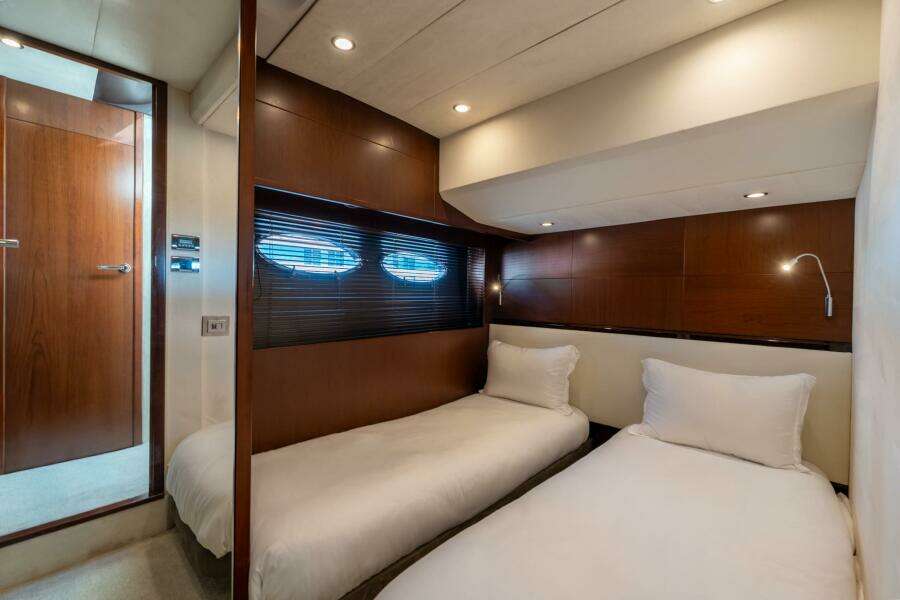 2012 Princess 64 Flybridge