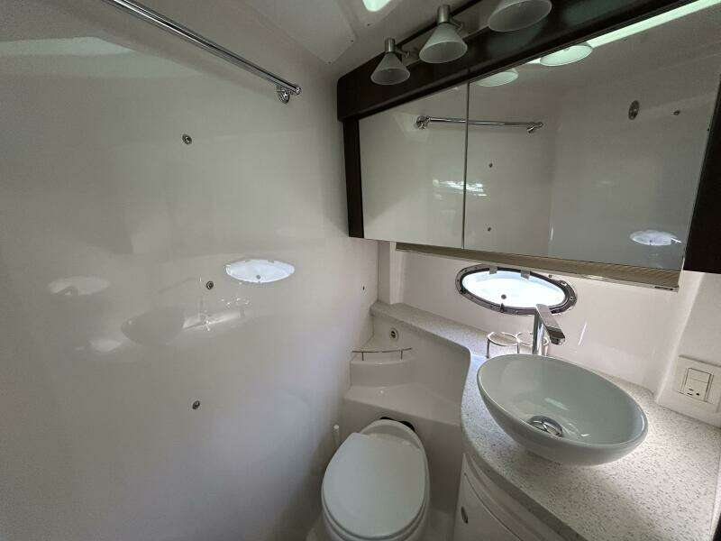 2018 Regal 42 Sport Coupe