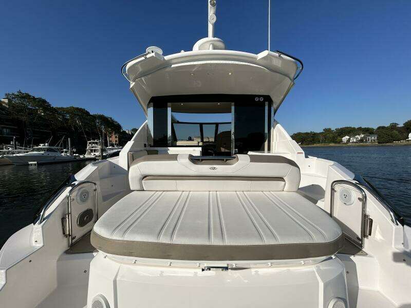 2018 Regal 42 Sport Coupe