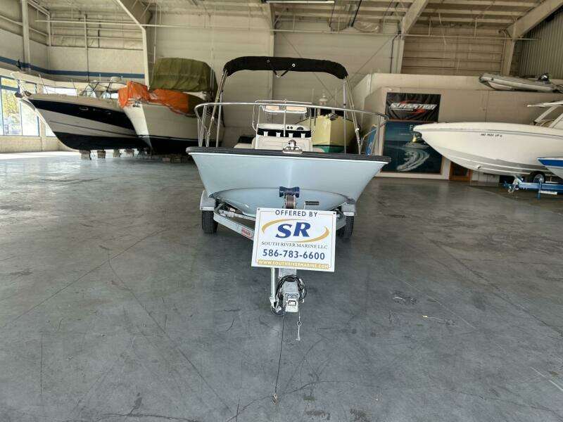 2020 Boston Whaler 