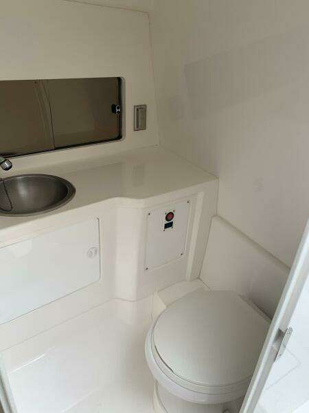 2000 Intrepid 356 Cuddy