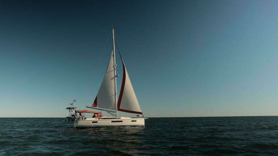 2022 Jeanneau Sun Odyssey 440