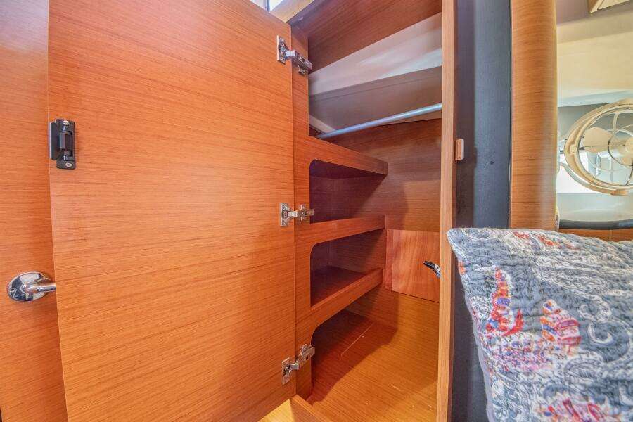 2022 Jeanneau Sun Odyssey 440