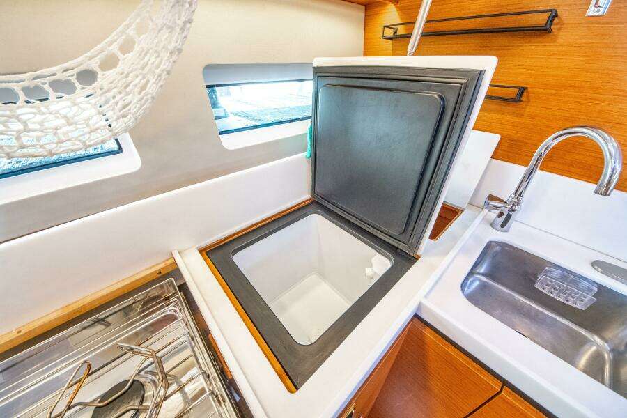 2022 Jeanneau Sun Odyssey 440