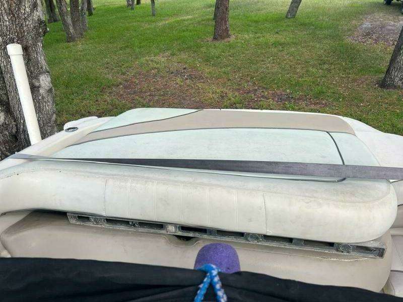 2003 Sea Ray 220 Bow Rider