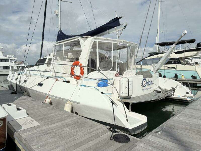 2011 Royal Cape Catamarans Majestic 53