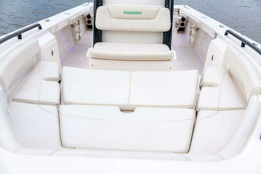 2018 Everglades 243 CC
