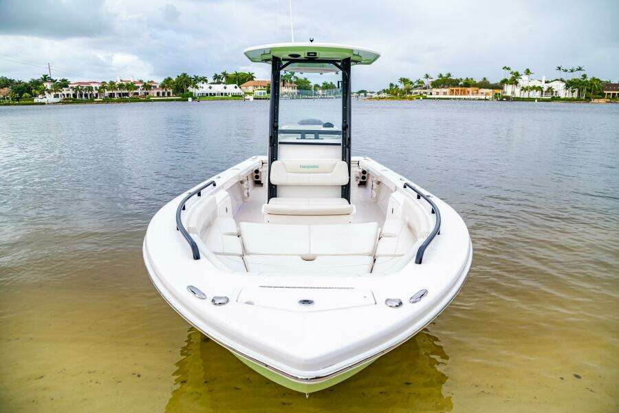 2018 Everglades 243 CC