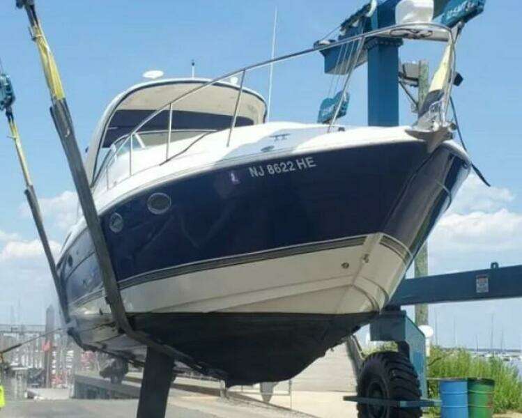 2007 Cruisers Yachts 310 Express