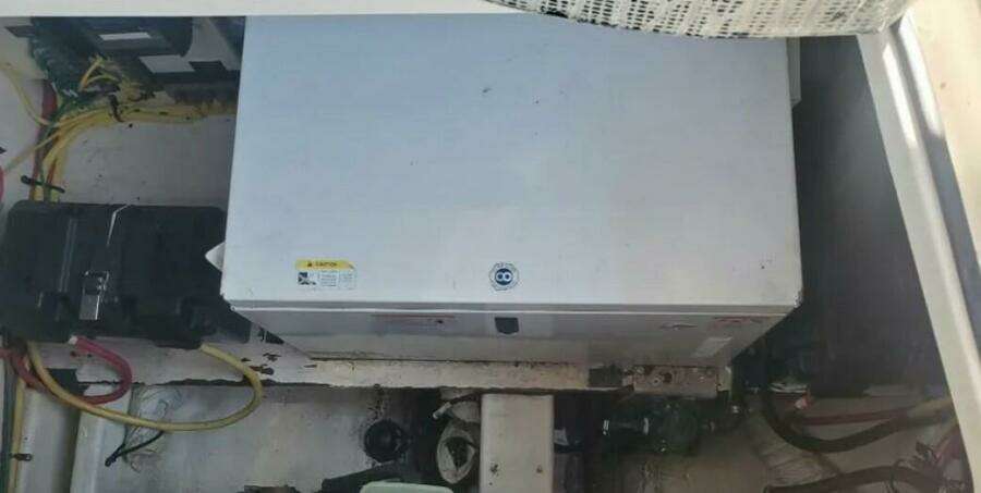 2007 Cruisers Yachts 310 Express