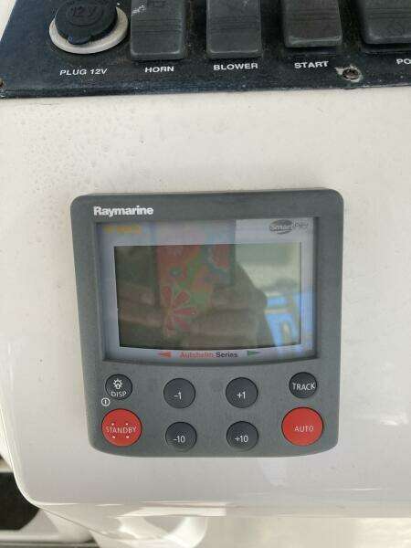 2006 Luhrs 280 Express Open