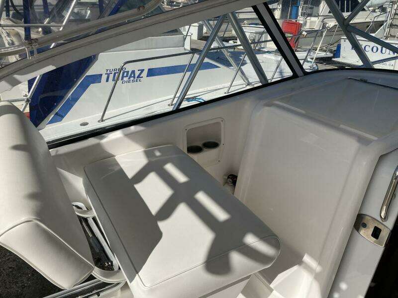 2006 Luhrs 280 Express Open