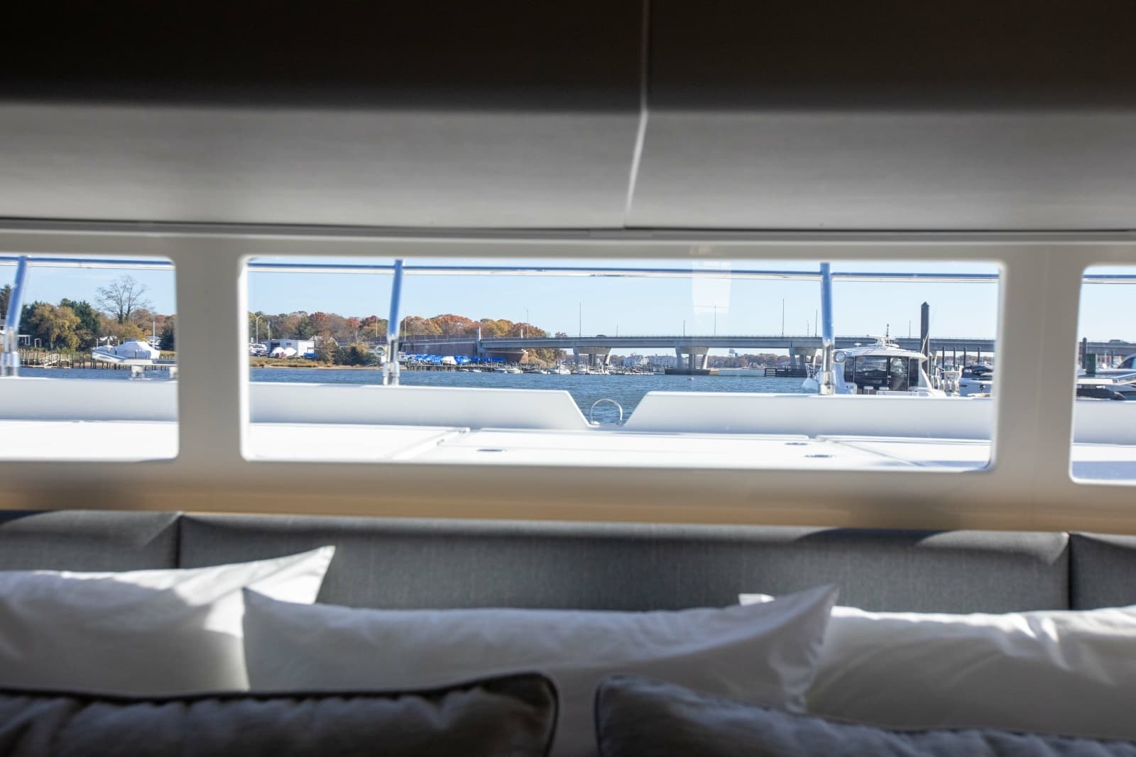 2023 Aquila 54 Yacht