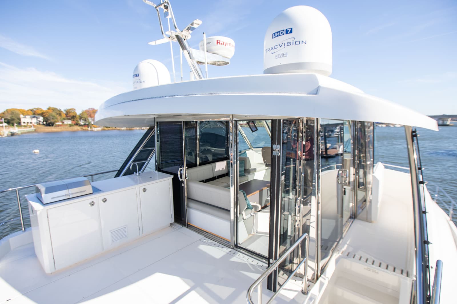 2023 Aquila 54 Yacht