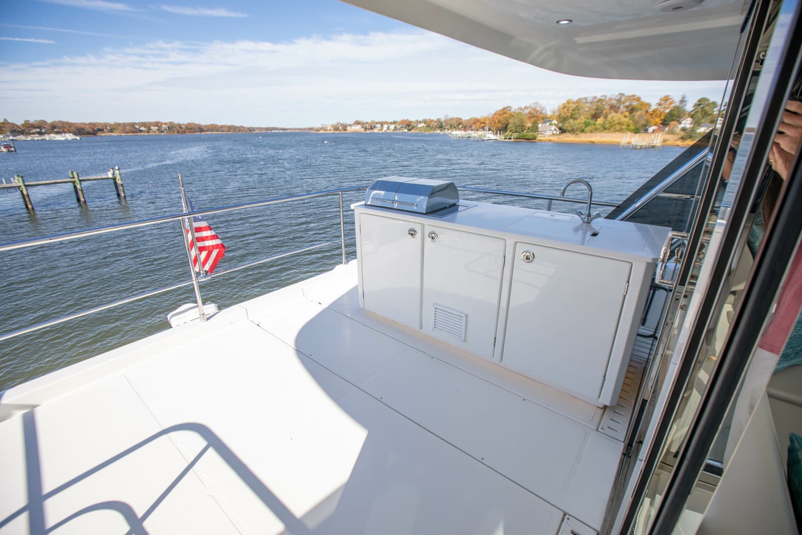 2023 Aquila 54 Yacht