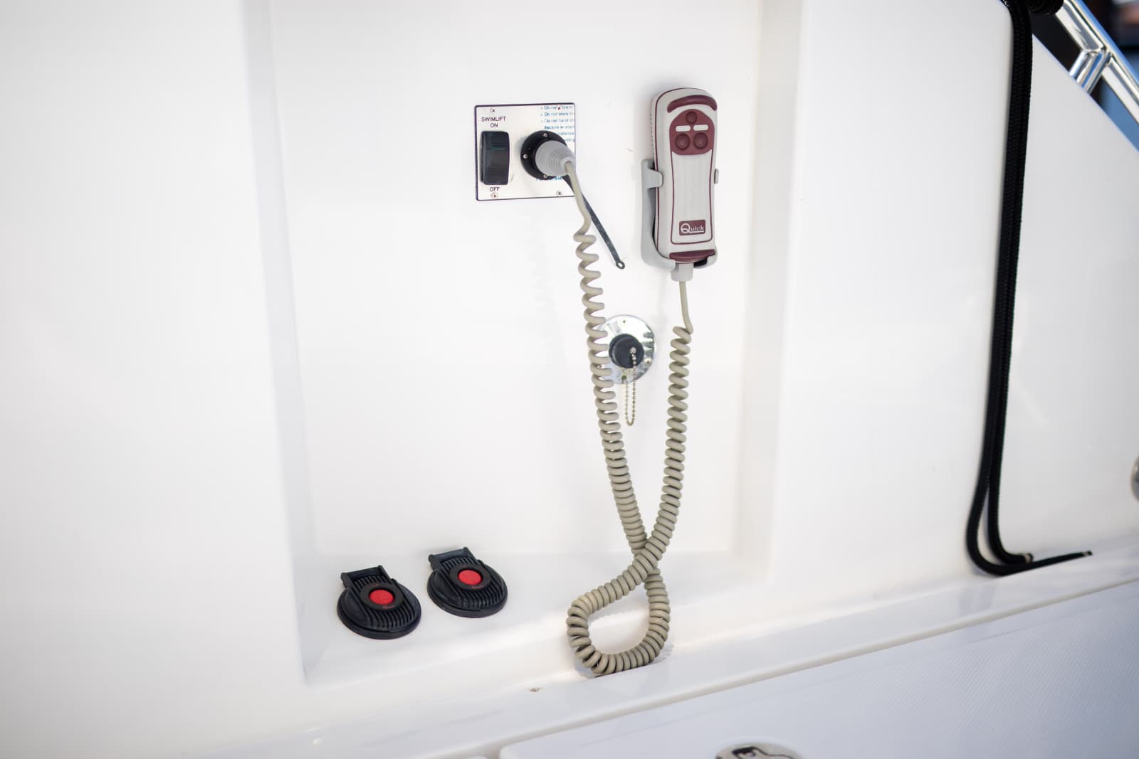 2023 Aquila 54 Yacht