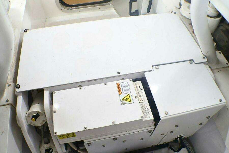 2001 Donzi 73' Sport Fish  Engine Room