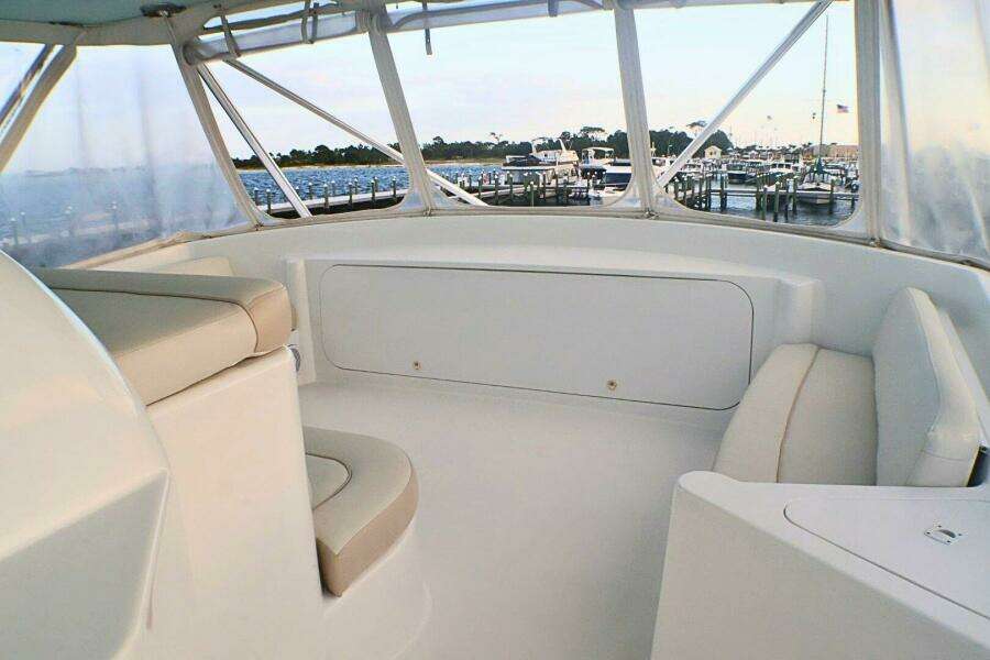 2001 Donzi 73' Sport Fish  Flybridge 15