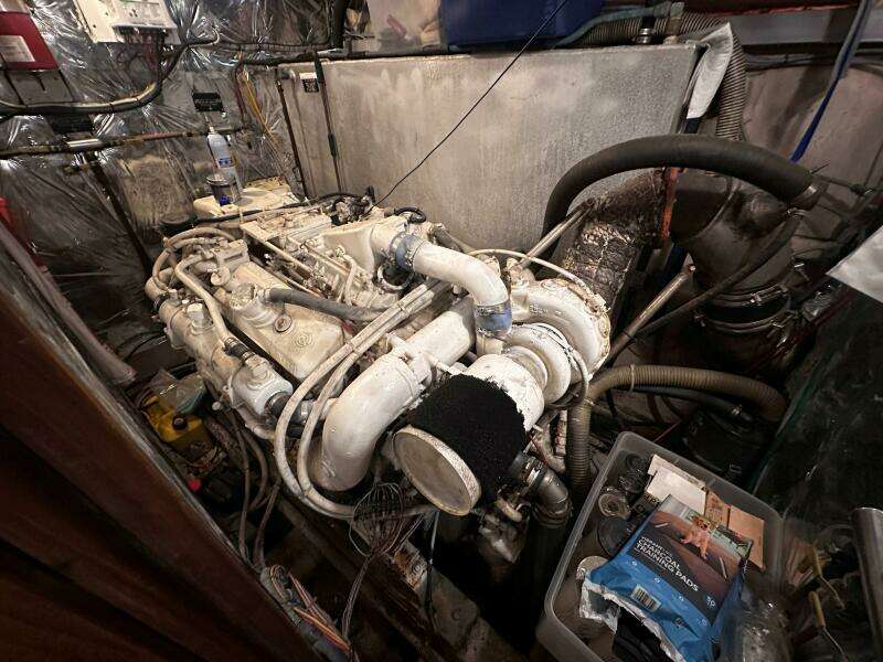 1031 Padraigin Starboard Engine Room