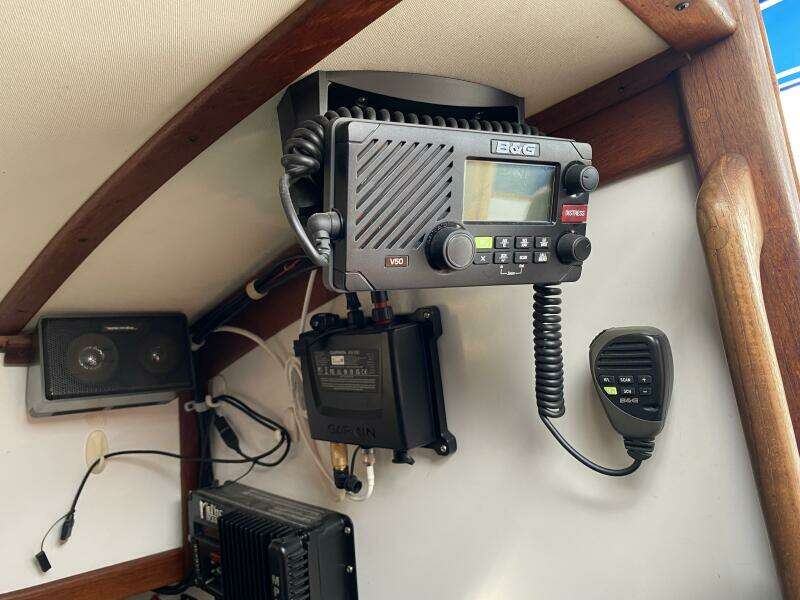 1987 Dickerson 37 aft cockpit