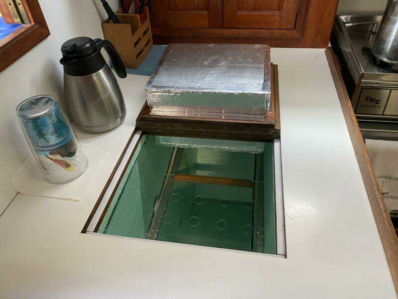 1987 Dickerson 37 aft cockpit