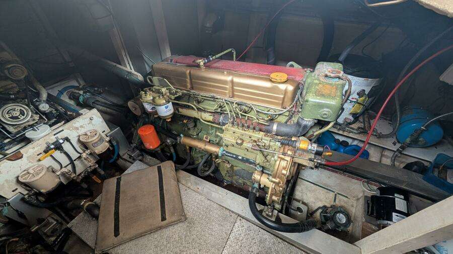 1983 Grand Banks 42 Classic