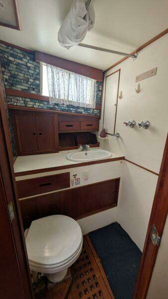 1983 Grand Banks 42 Classic