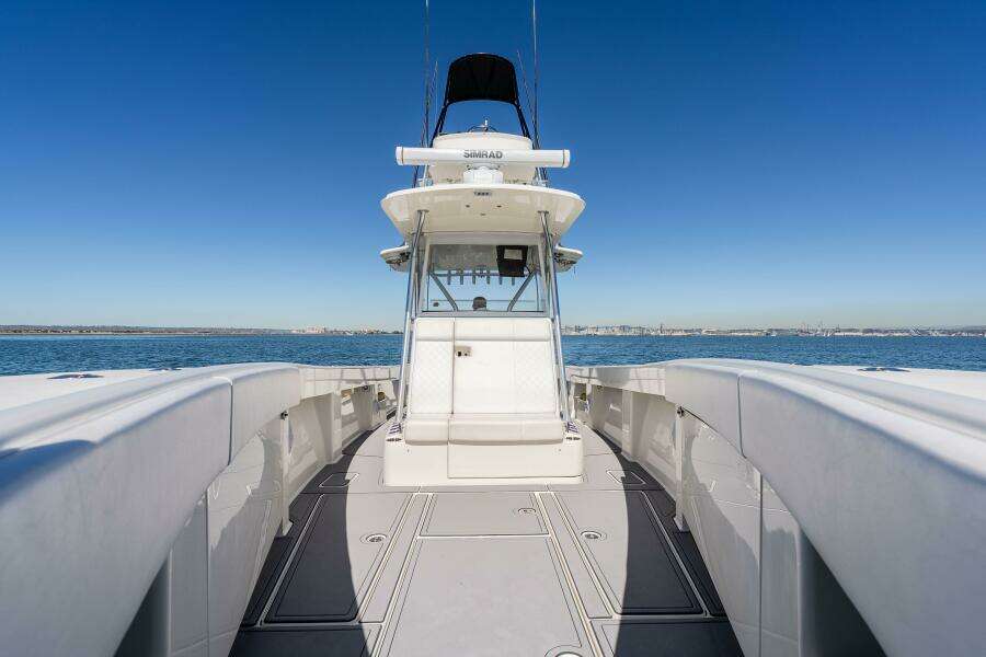  2018 SeaVee 370Z- SUSAN L