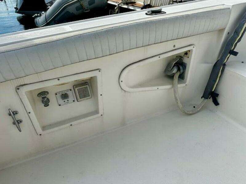 2001 Silverton 42 Convertible