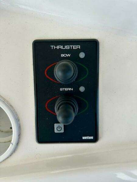 2001 Silverton 42 Convertible