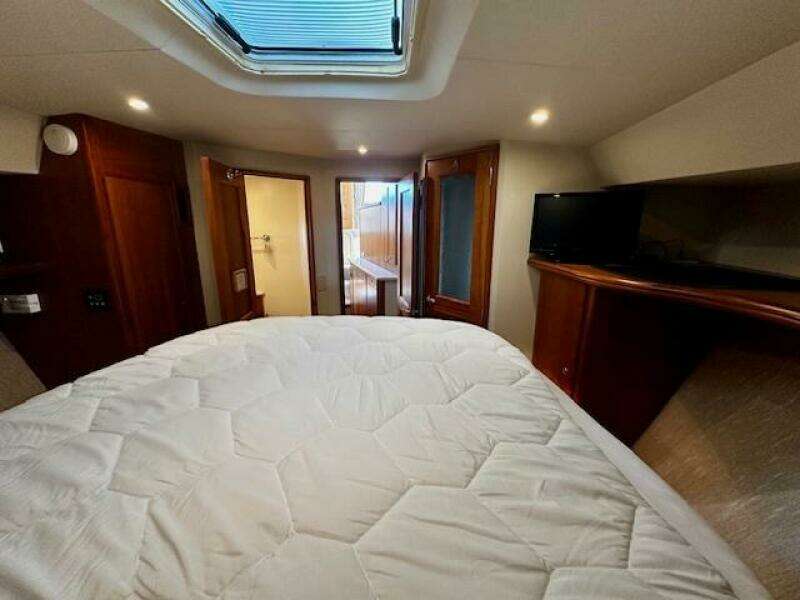 2001 Silverton 42 Convertible