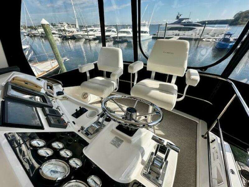 2001 Silverton 42 Convertible