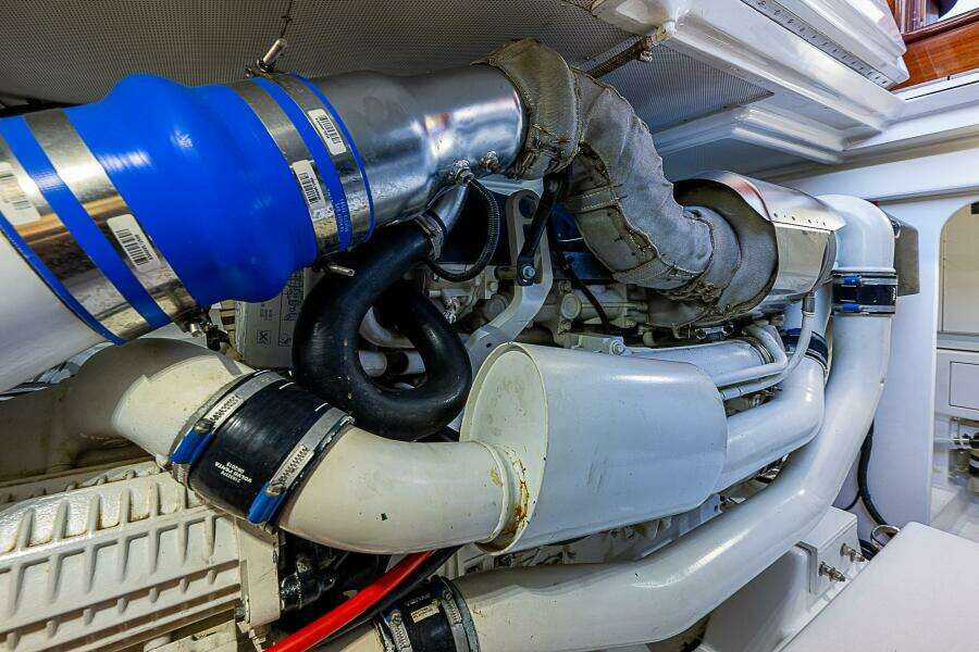 Maverick 55 Lucky -  Engine Room