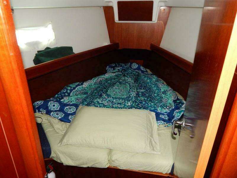 2004 Beneteau 373