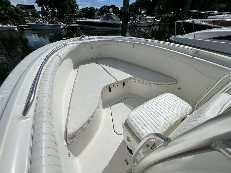 2009 Hydra-Sports 2500 Vector