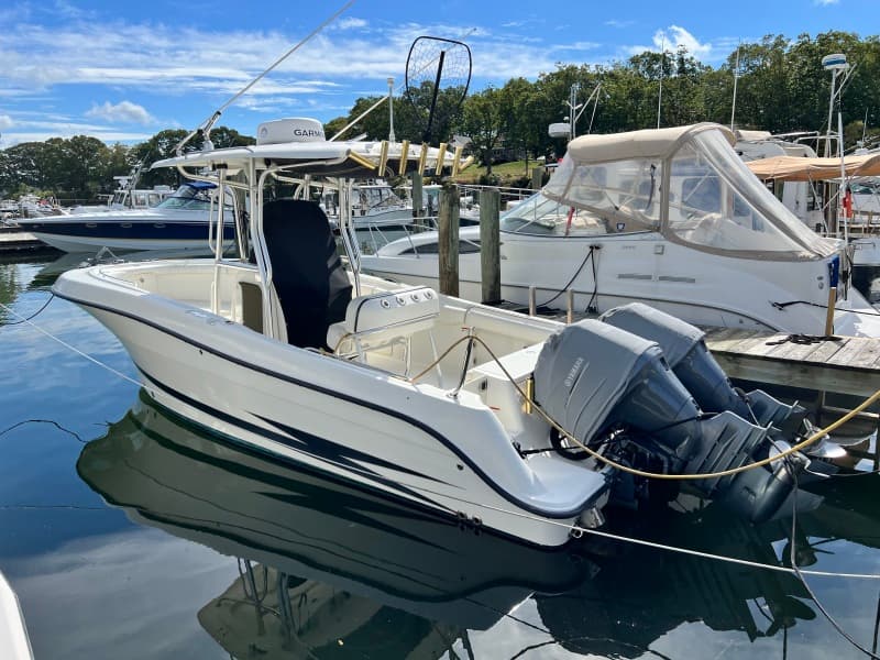 2009 Hydra-Sports 2500 Vector