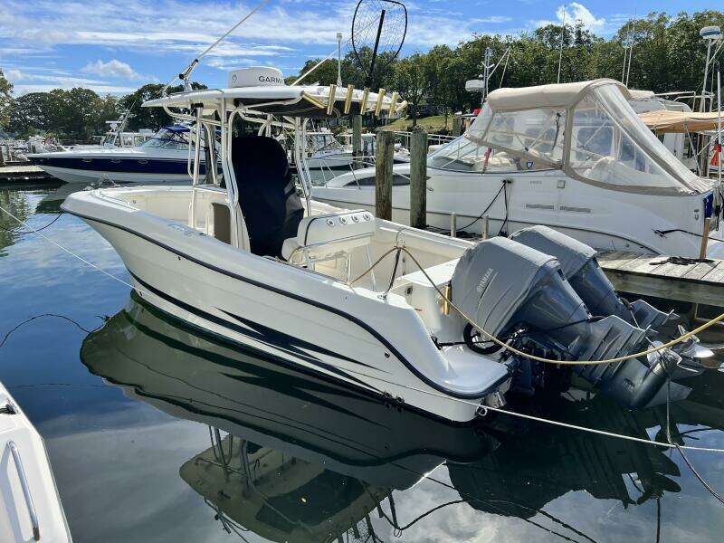 2009 Hydra-Sports 2500 Vector