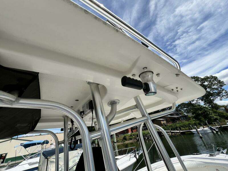 2009 Hydra-Sports 2500 Vector