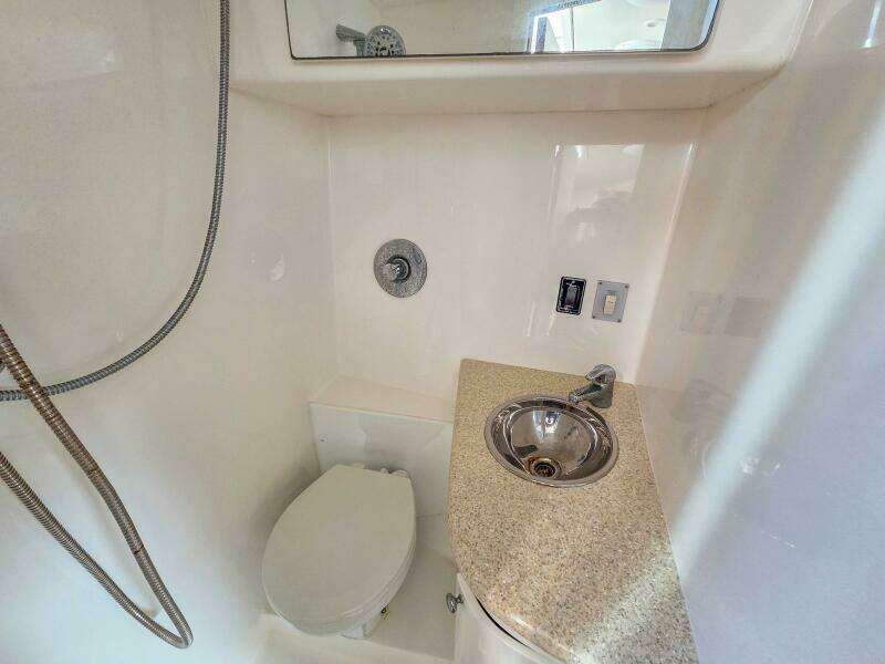 2005 Buddy Davis 35 Express