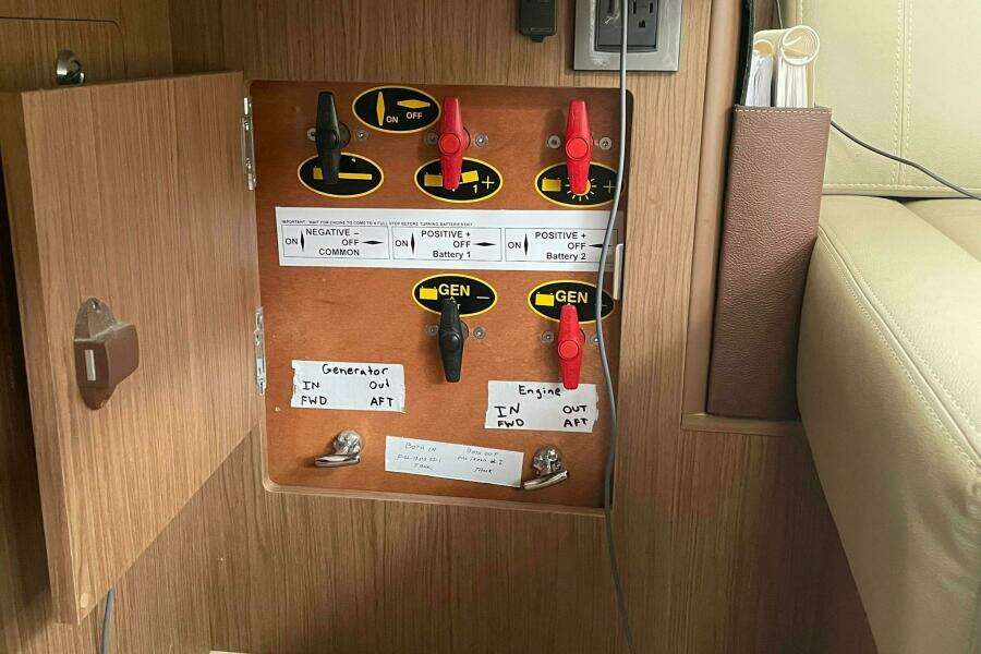 2017 Beneteau Sense 57