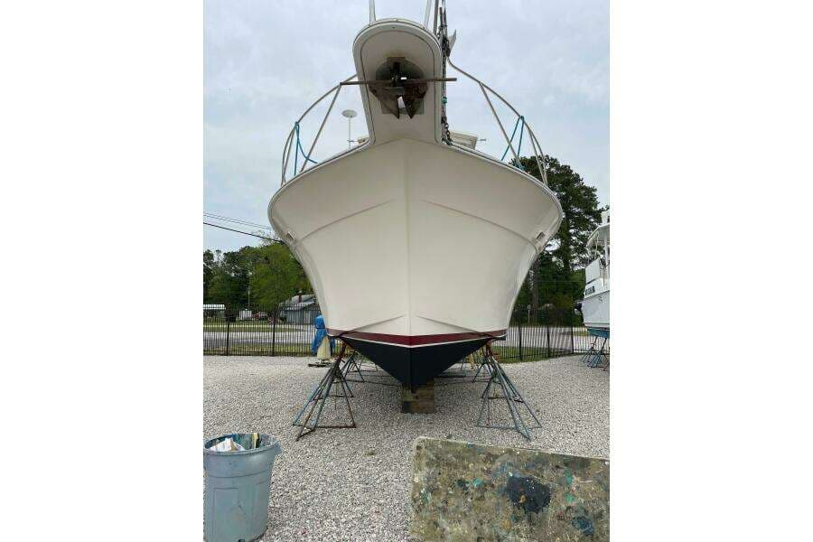 1986 Egg Harbor 37 Convertible