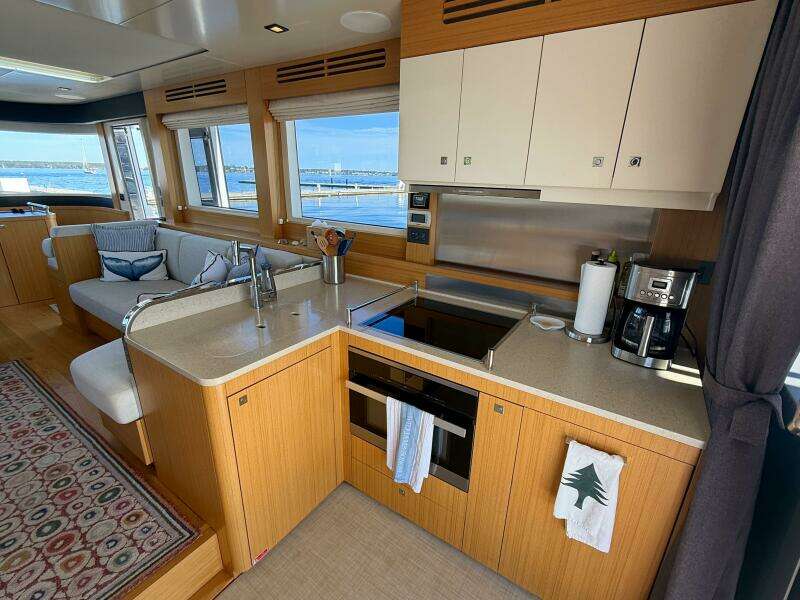 2020 Sirena 58 Coupe