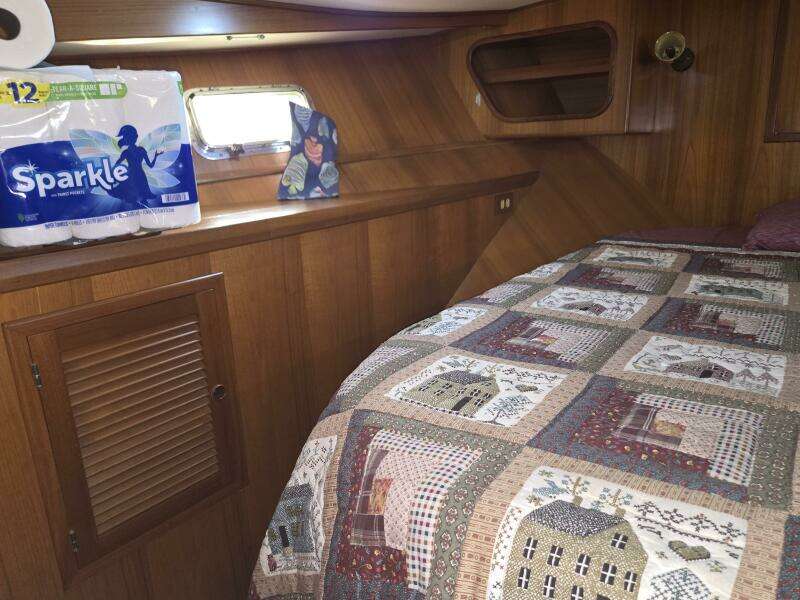 1987 Nova Marine Moorea