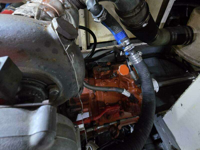 1987 Nova Marine Moorea