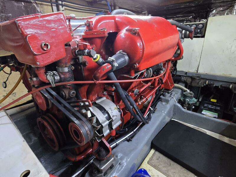 1987 Nova Marine Moorea