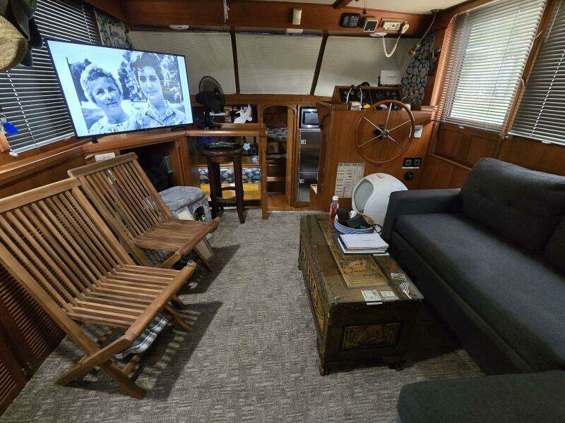 1987 Nova Marine Moorea