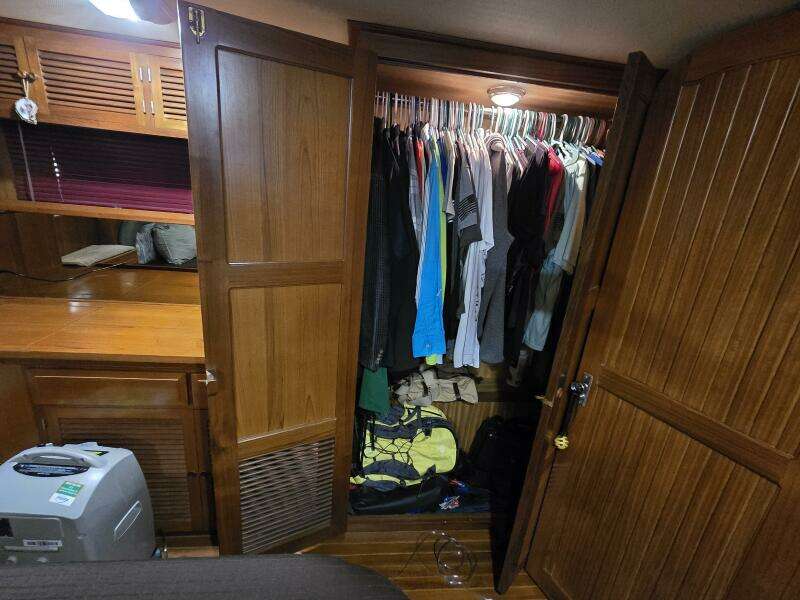 1987 Nova Marine Moorea