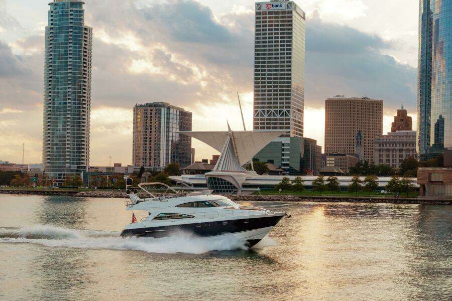 2011 Fairline 65 Squadron