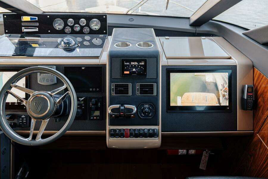 2011 Fairline 65 Squadron